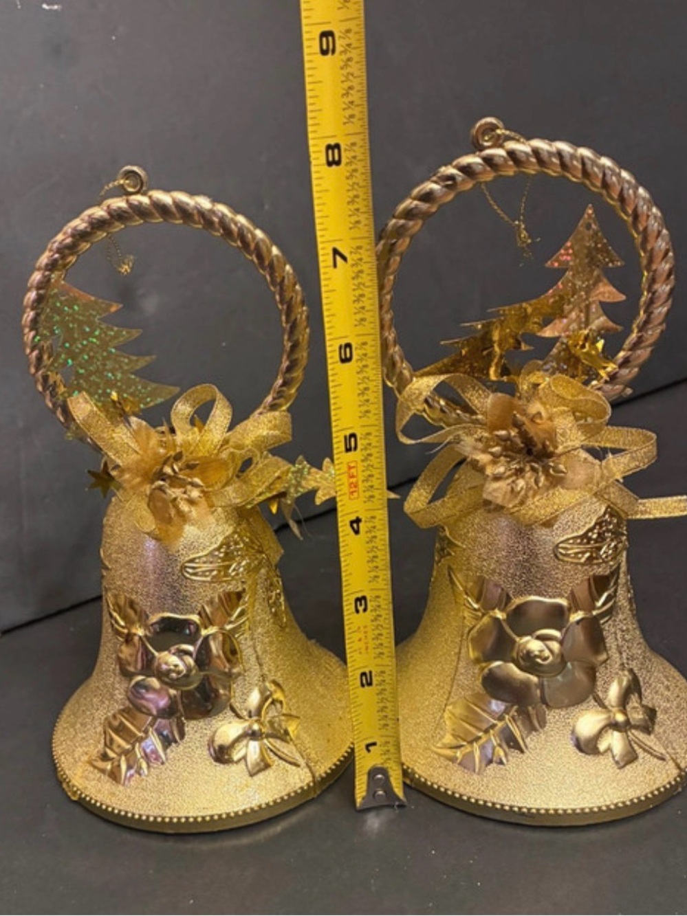 2 gold colored Christmas bells decoration - Picture 3 of 3